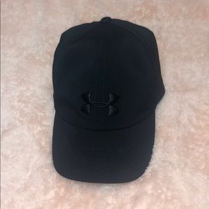 Under Armour black baseball cap